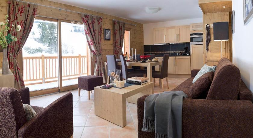Cgh Residence Boutique Le Lodge Hemera La Rosiere  Room photo